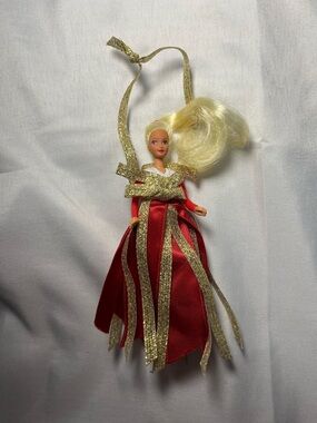 Vintage‎ 1995 Barbie Holiday Christmas Ornament Red Dress Mattel